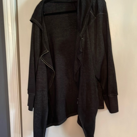 Light sweater - Picture 1 of 3